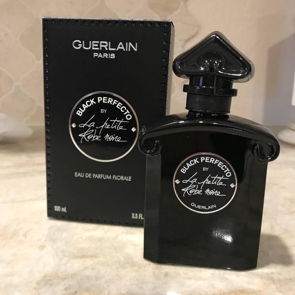 Guerlain La Petite Robe Noire Black Perfecto